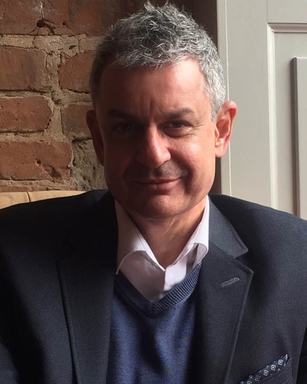 Sam Vaknin